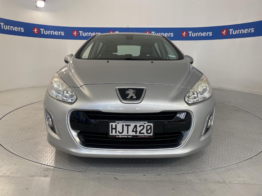 Photo '3' of Peugeot 308 Active Photo '3' of Peugeot 308 Active