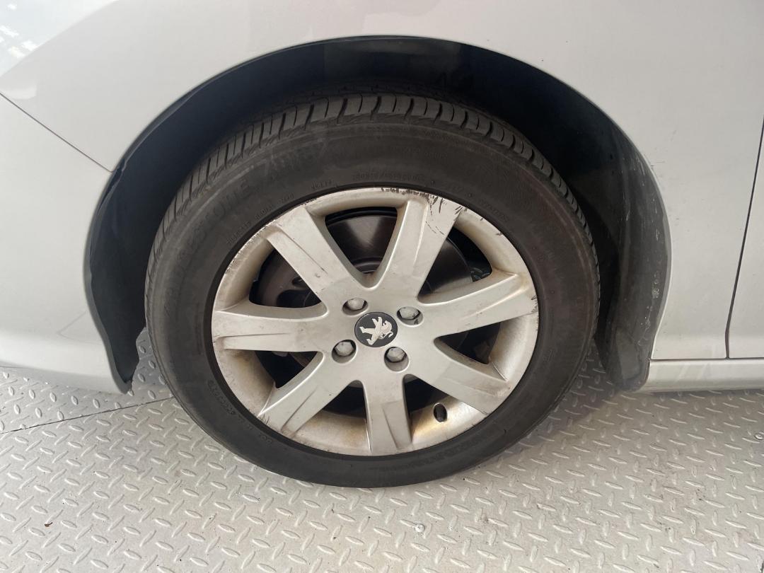 Photo '5' of Peugeot 308 Active Photo '5' of Peugeot 308 Active