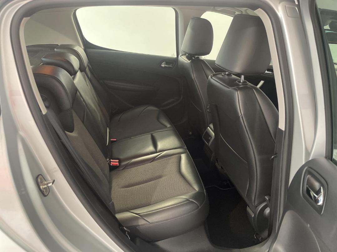 Photo '18' of Peugeot 308 Active Photo '18' of Peugeot 308 Active