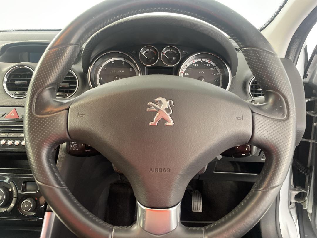 Photo '24' of Peugeot 308 Active Photo '24' of Peugeot 308 Active