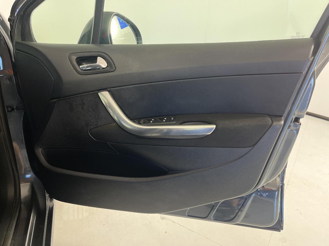 Photo '15' of Peugeot 308