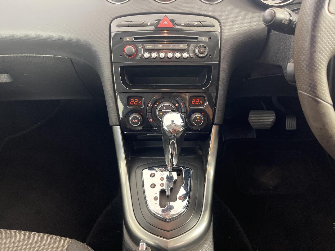 Photo '18' of Peugeot 308