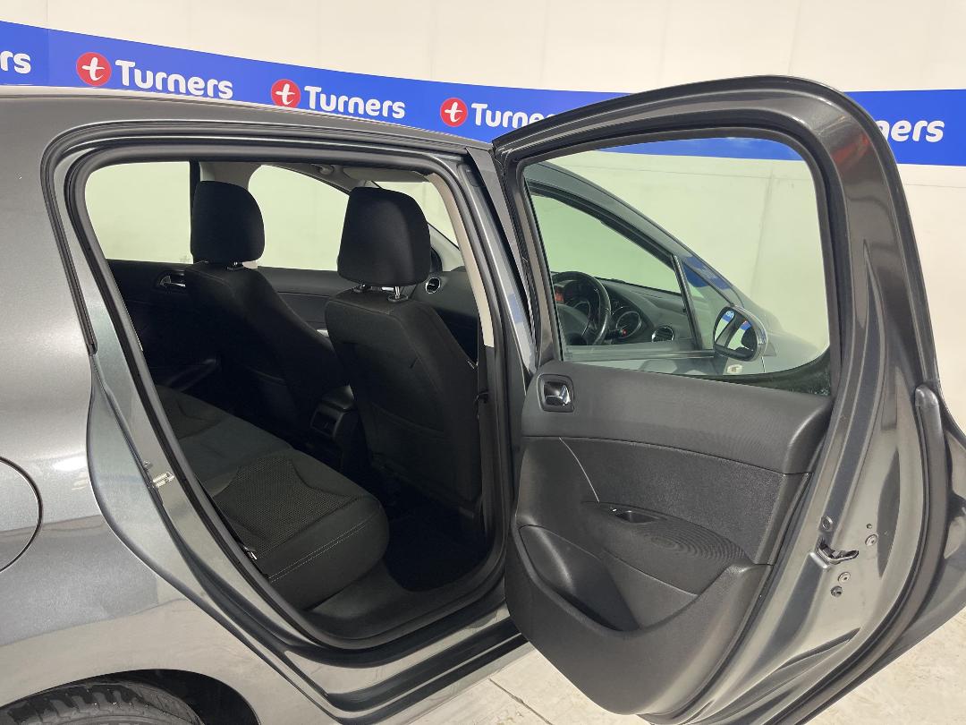 Photo '19' of Peugeot 308