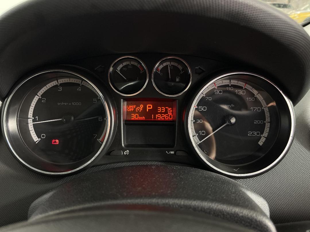 Photo '21' of Peugeot 308