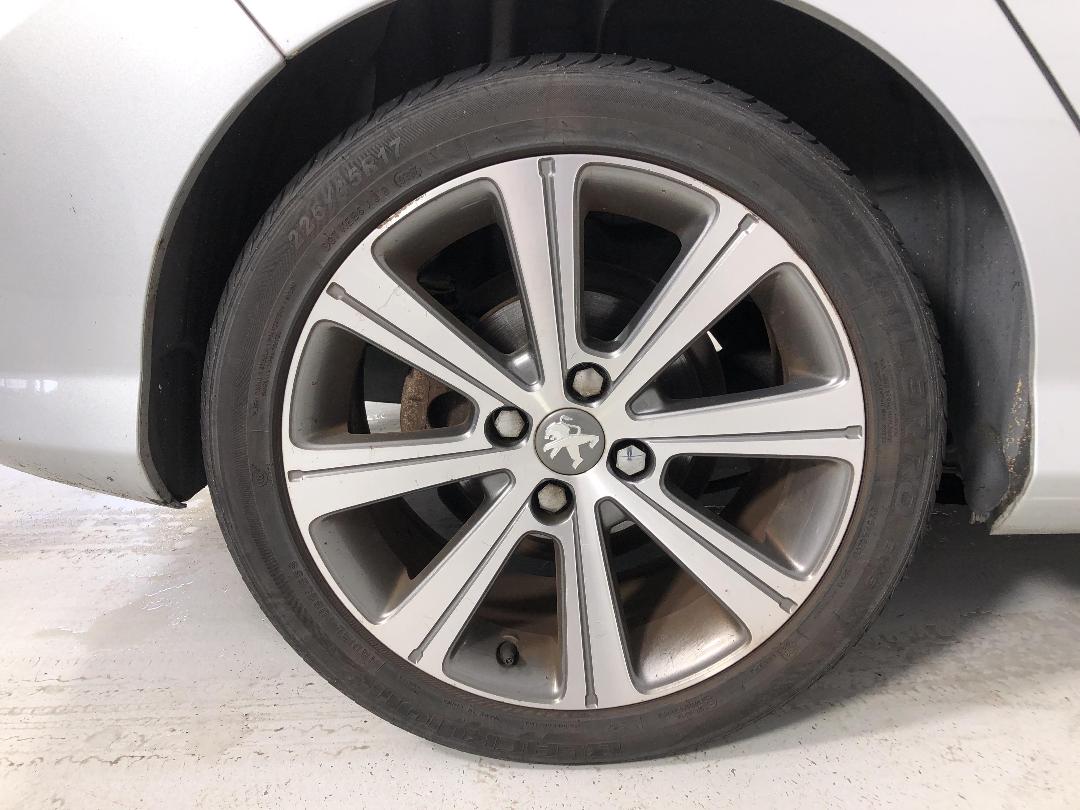 Photo '12' of Peugeot 308