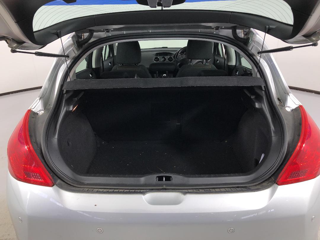 Photo '14' of Peugeot 308