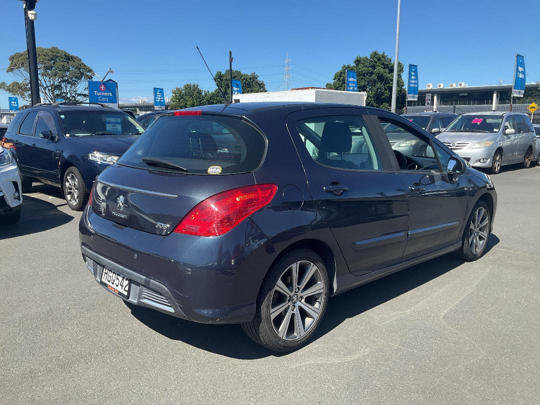 Photo '4' of Peugeot 308 Active Photo '4' of Peugeot 308 Active