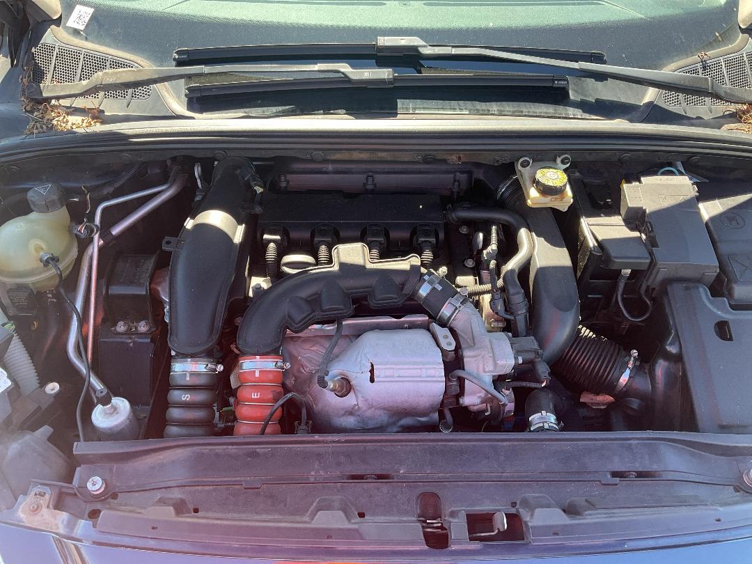 Photo '2' of Peugeot 308 Active Photo '2' of Peugeot 308 Active