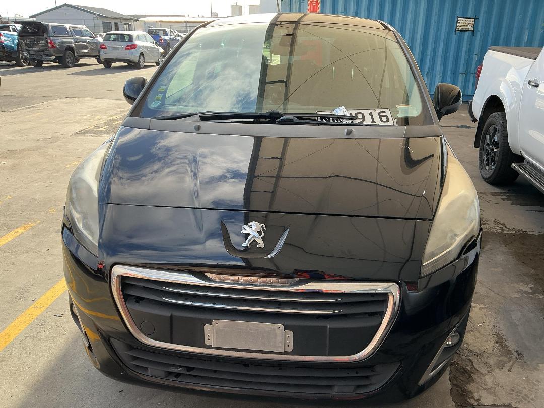 Photo '2' of Peugeot 5008