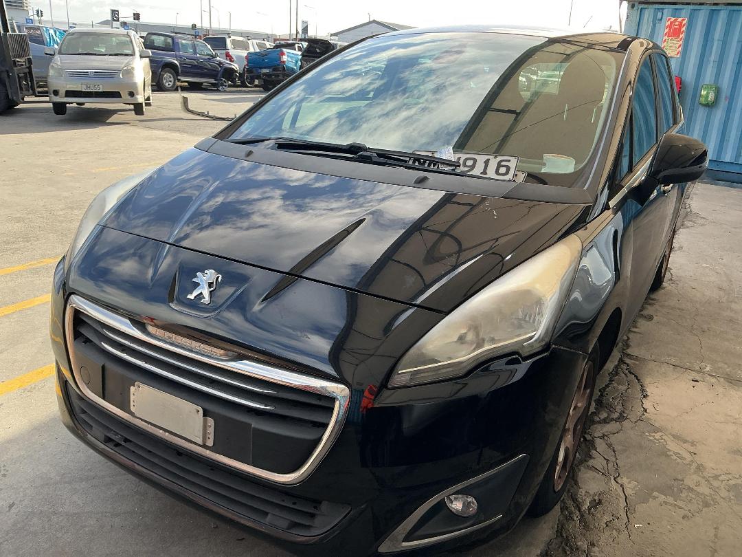 Photo '3' of Peugeot 5008