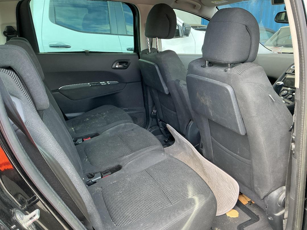 Photo '7' of Peugeot 5008