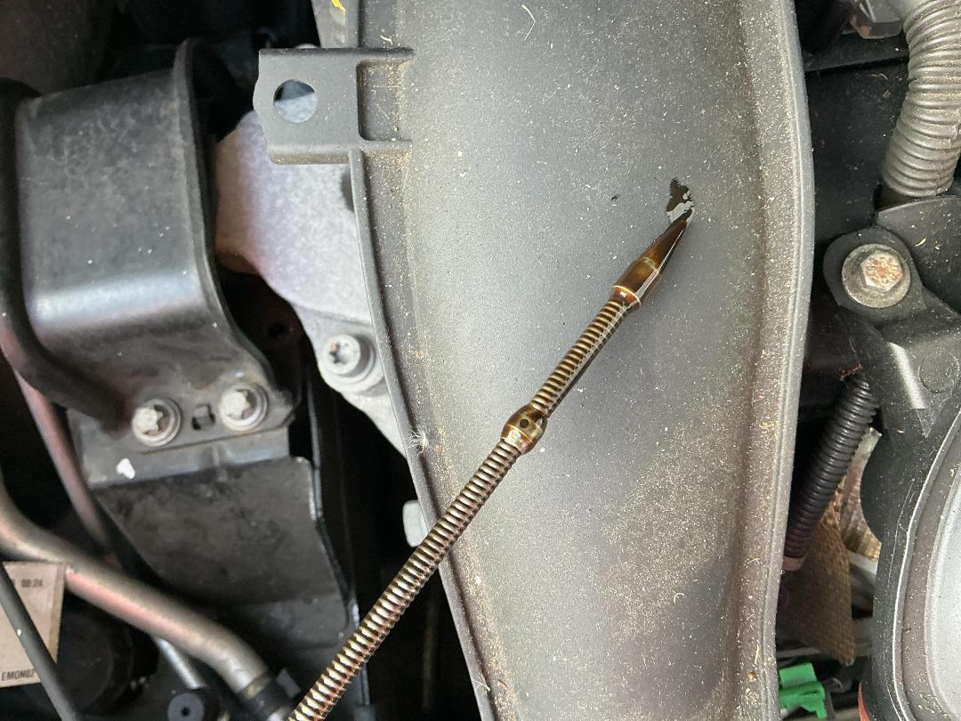 Photo '10' of Peugeot 5008