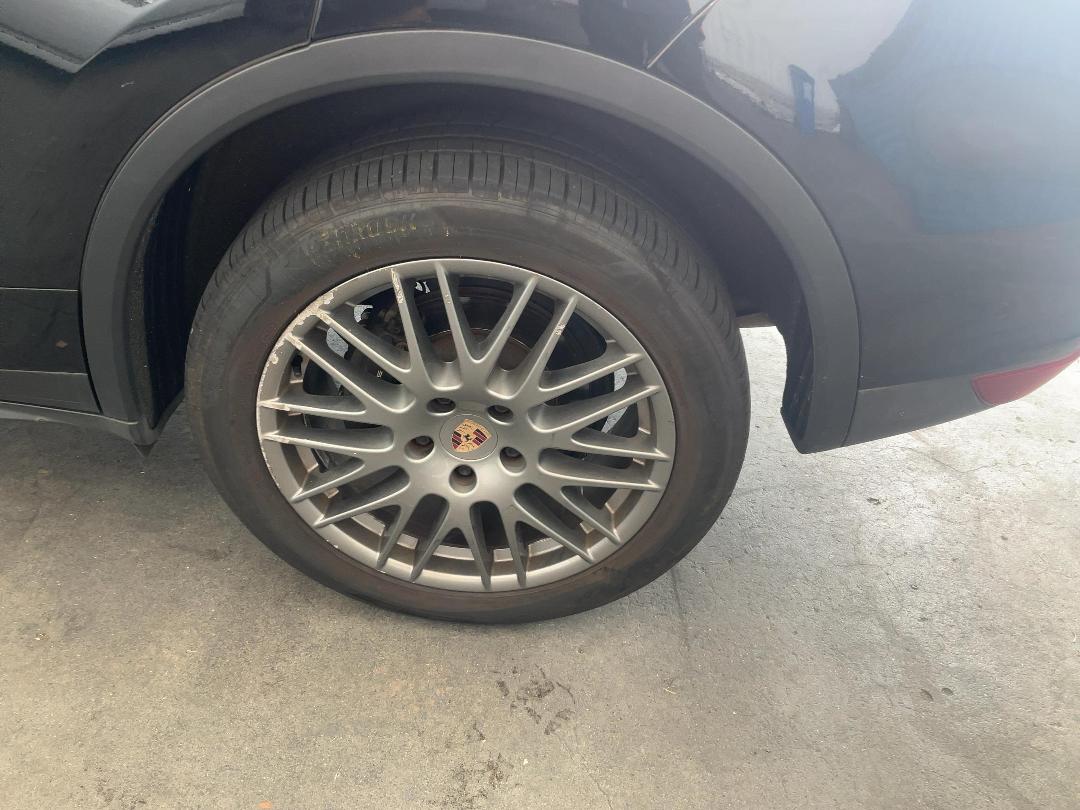 Photo '7' of Porsche Cayenne SUV