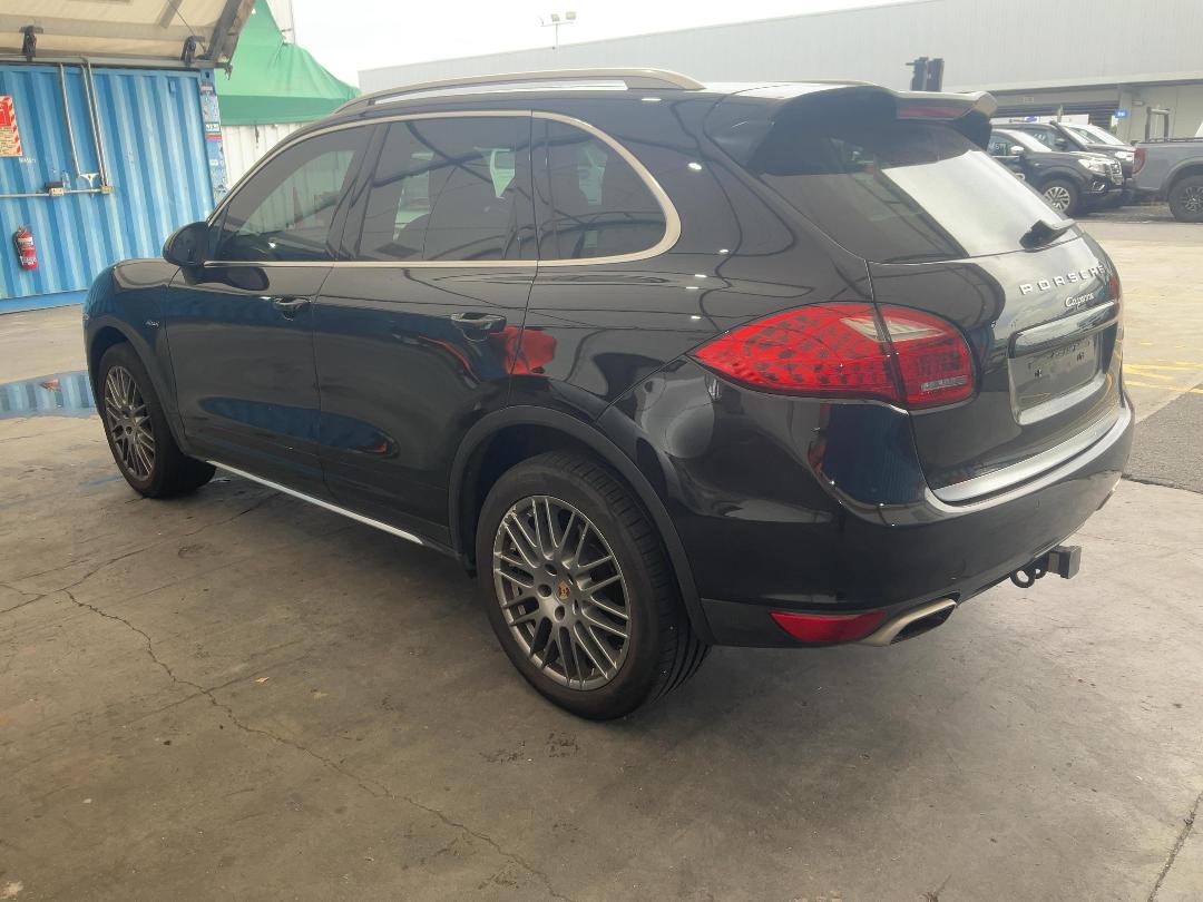 Photo '8' of Porsche Cayenne SUV