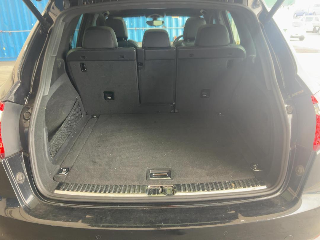 Photo '12' of Porsche Cayenne SUV