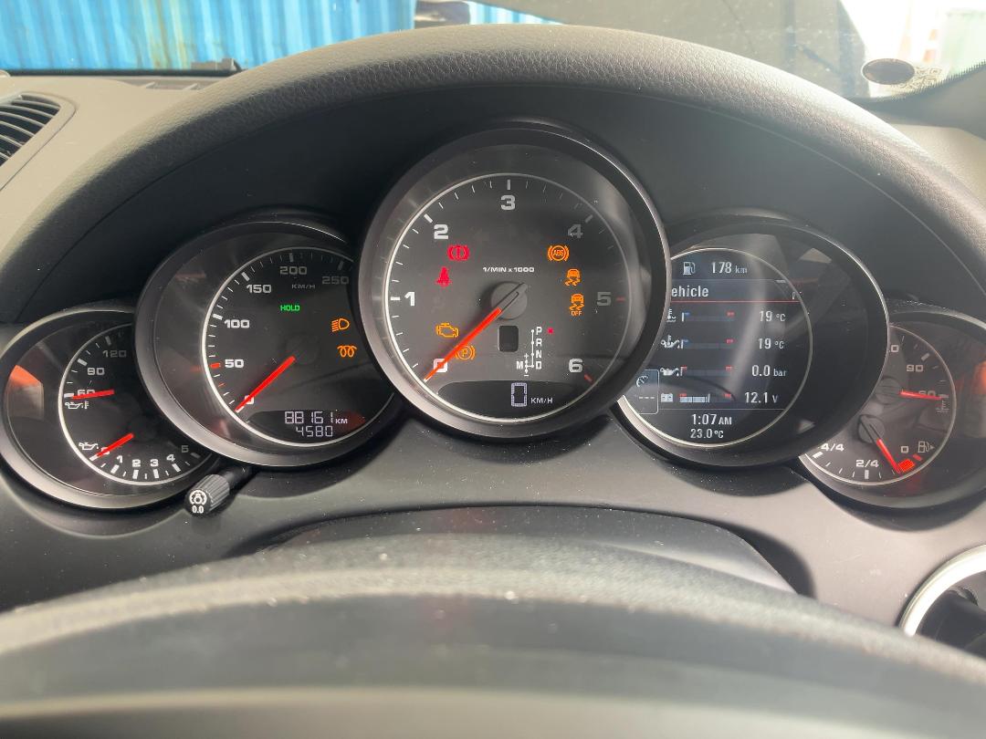 Photo '23' of Porsche Cayenne SUV