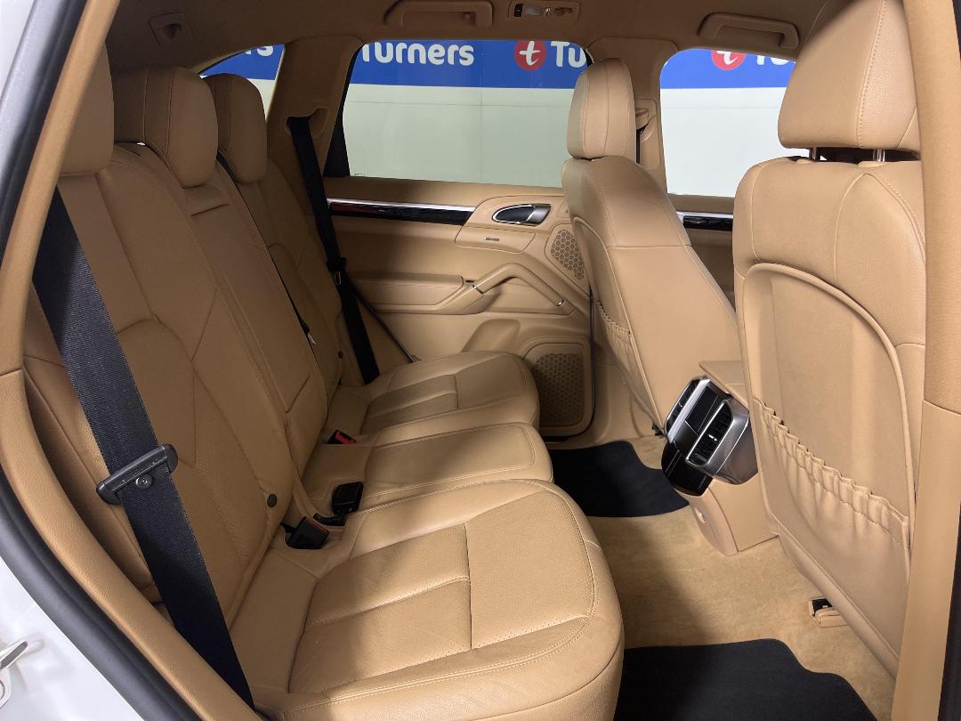 Photo '20' of Porsche Cayenne