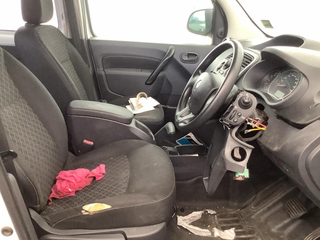 Photo '9' of Renault Kangoo 1.6 P A Photo '9' of Renault Kangoo 1.6 P A