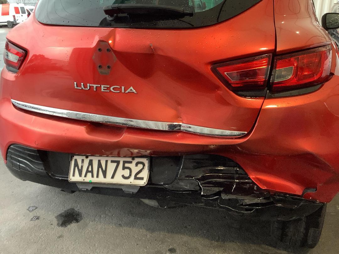 Photo '4' of Renault Lutecia