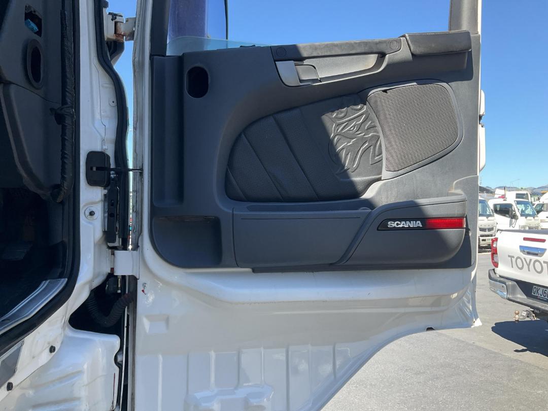 Photo '15' of SCANIA R R620-LA6X4MNA Tractor Unit