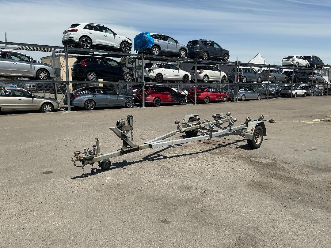 Photo '9' of Single Axle 475 Boat - Single Photo '9' of Single Axle 475 Boat - Single