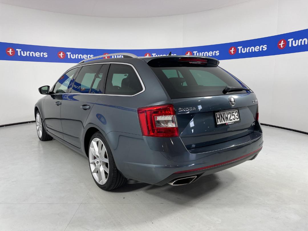 Photo '5' of Skoda Octavia Photo '5' of Skoda Octavia