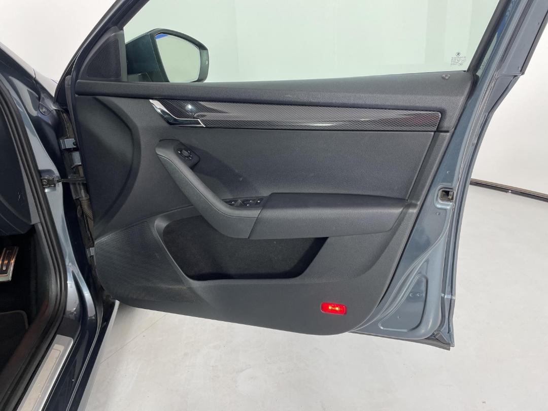 Photo '15' of Skoda Octavia Photo '15' of Skoda Octavia