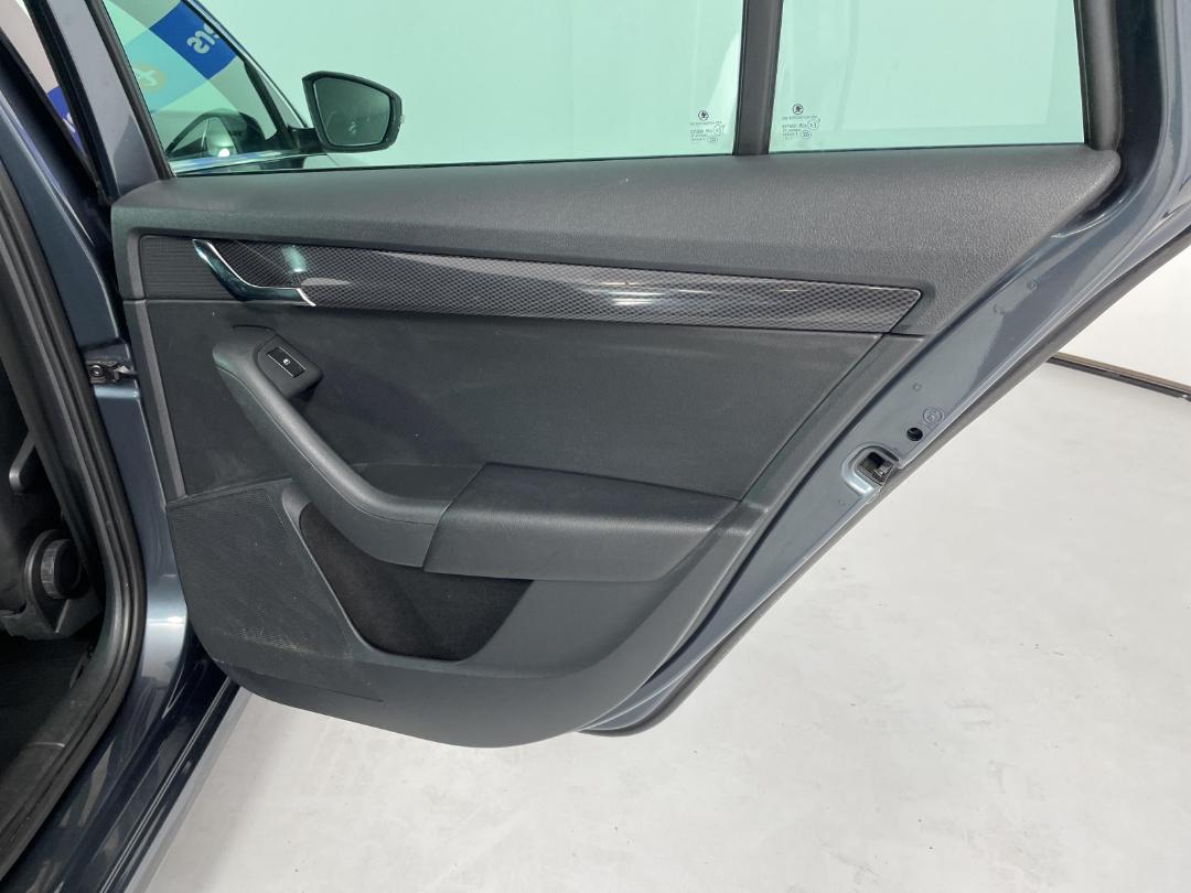 Photo '19' of Skoda Octavia Photo '19' of Skoda Octavia