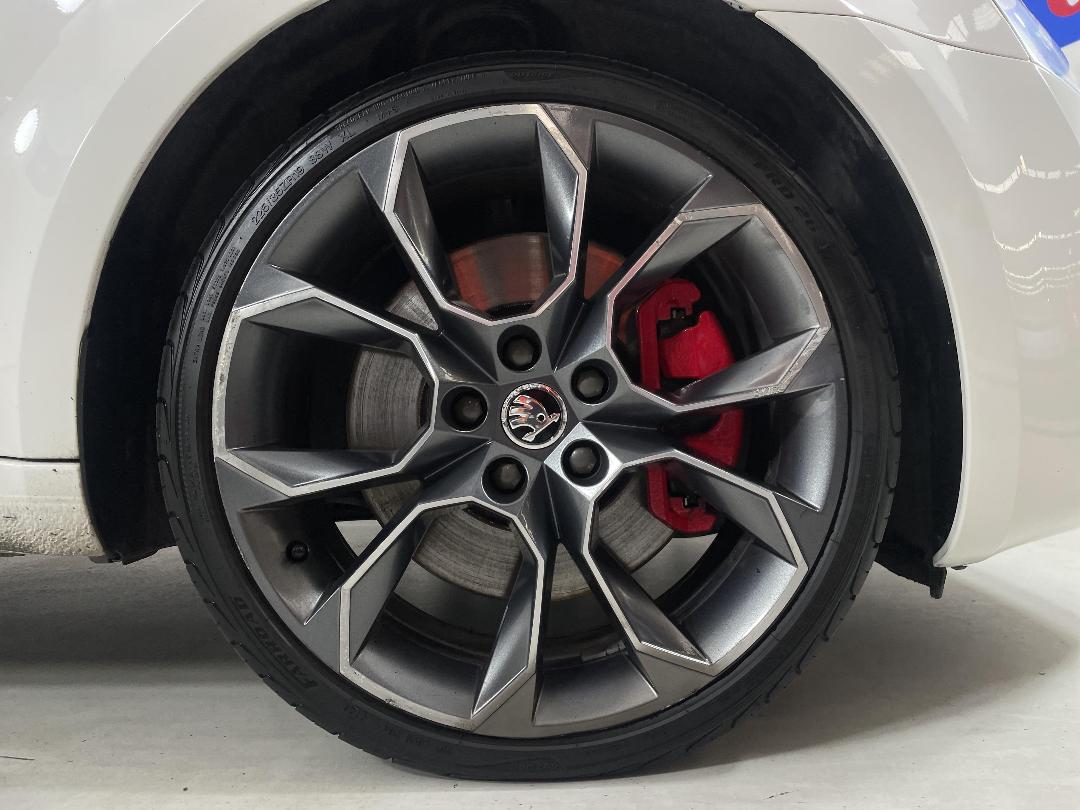 Photo '9' of Skoda Octavia Photo '9' of Skoda Octavia