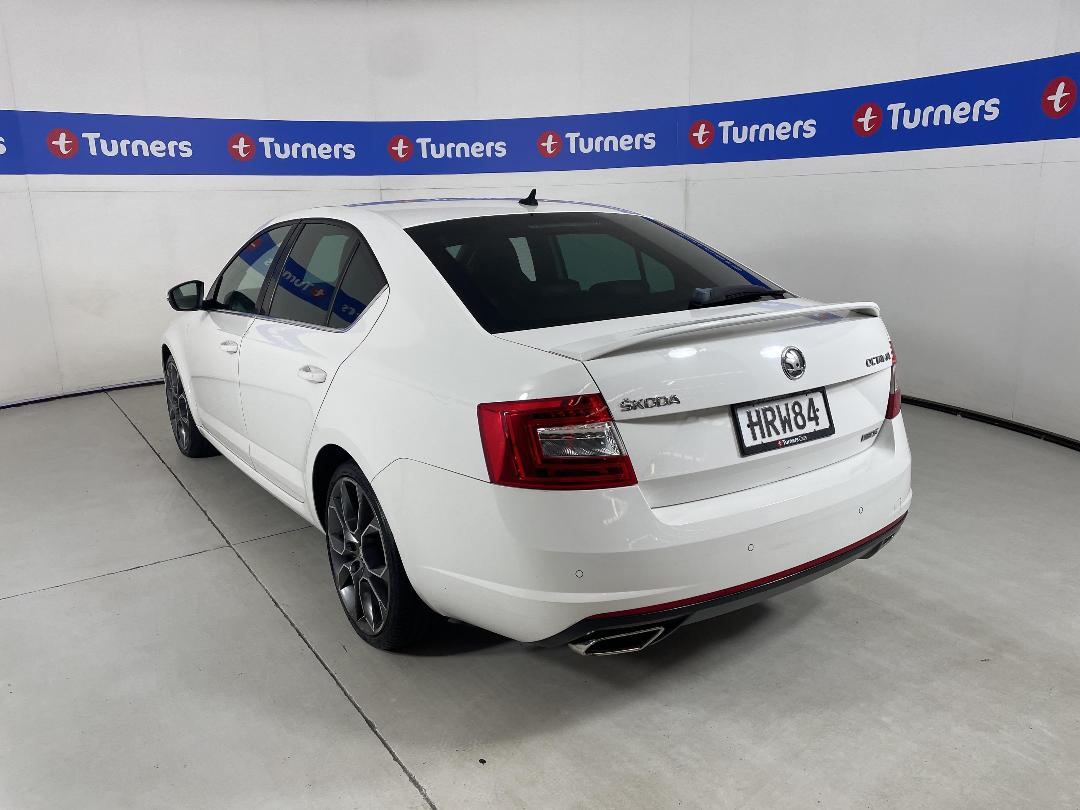 Photo '5' of Skoda Octavia Photo '5' of Skoda Octavia