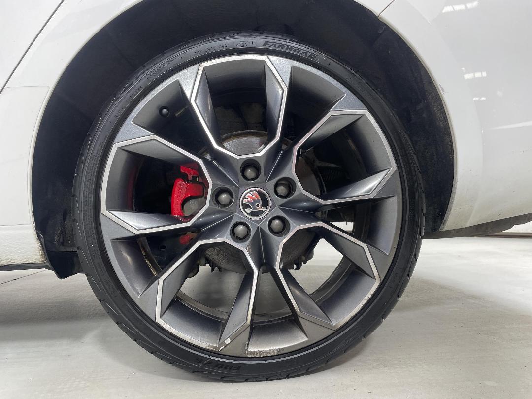 Photo '11' of Skoda Octavia Photo '11' of Skoda Octavia