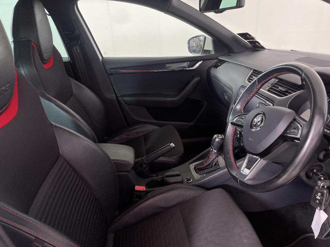 Photo '16' of Skoda Octavia Photo '16' of Skoda Octavia