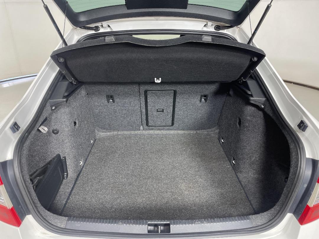 Photo '14' of Skoda Octavia Photo '14' of Skoda Octavia