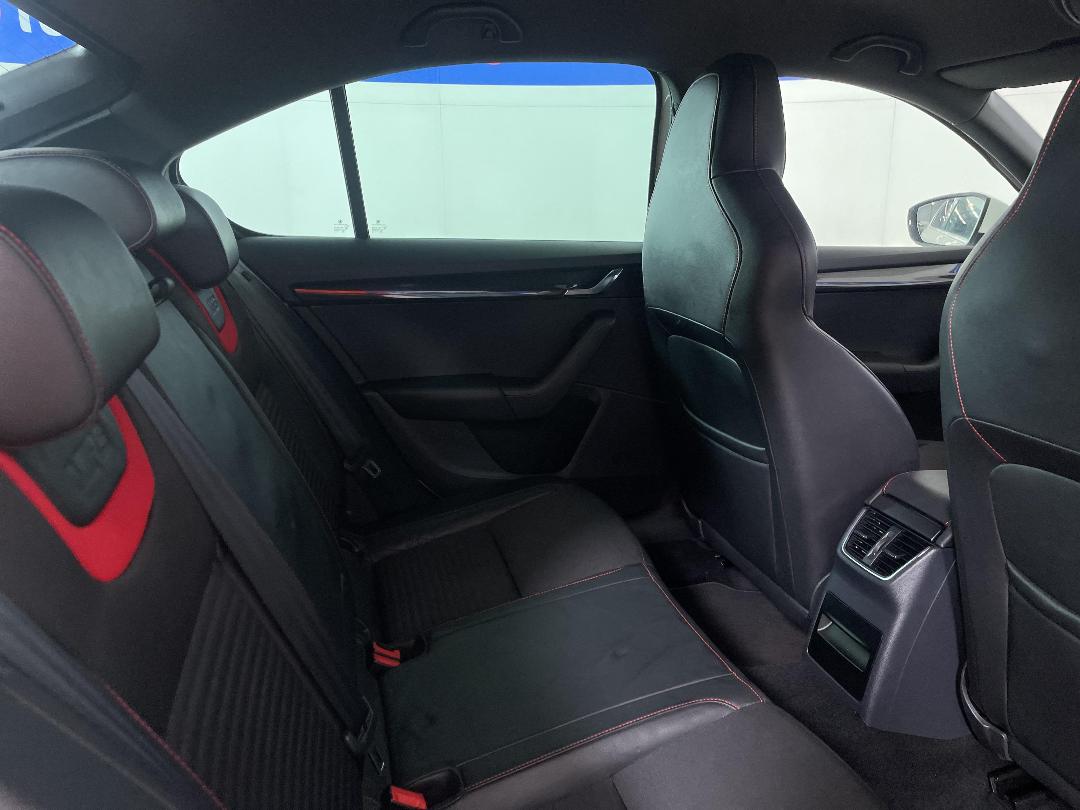 Photo '20' of Skoda Octavia Photo '20' of Skoda Octavia