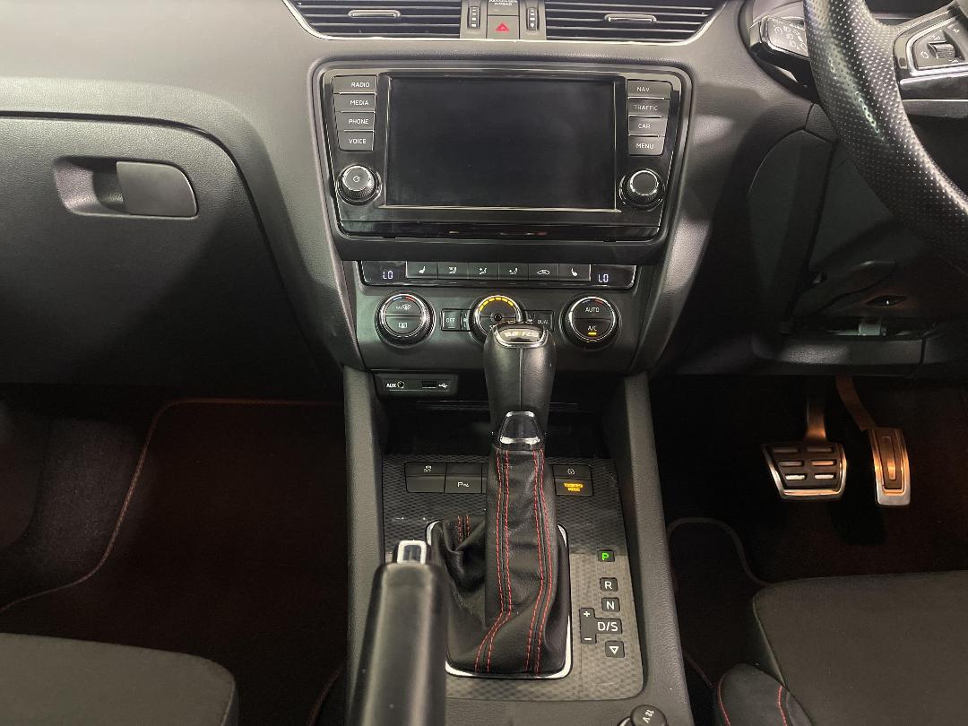 Photo '18' of Skoda Octavia Photo '18' of Skoda Octavia