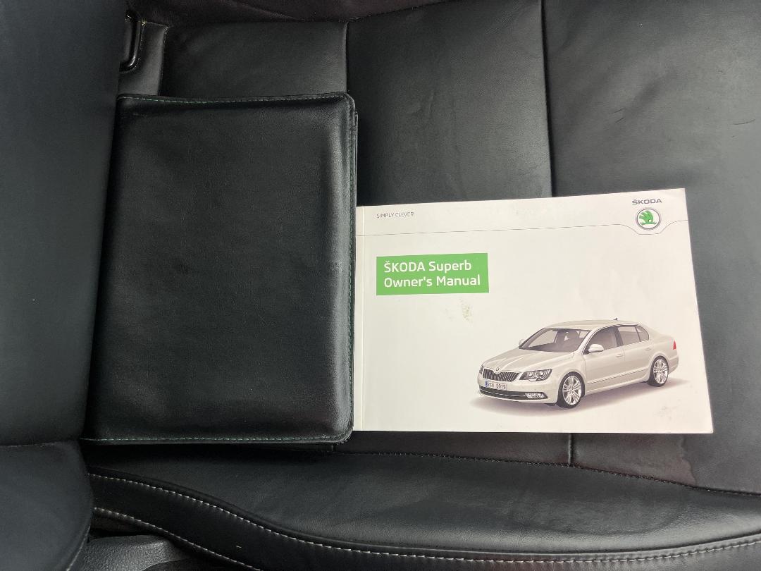 Photo '27' of Skoda Superb