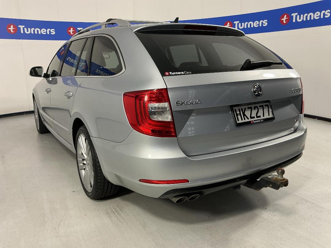 Photo '5' of Skoda Superb