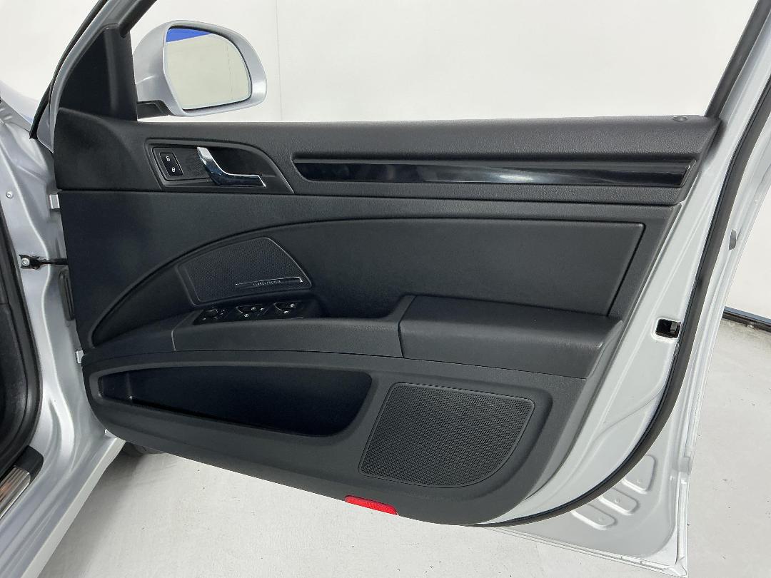 Photo '15' of Skoda Superb