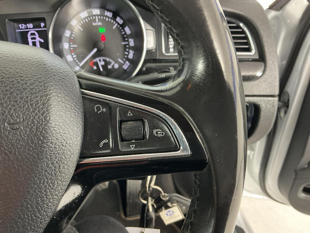 Photo '25' of Skoda Superb