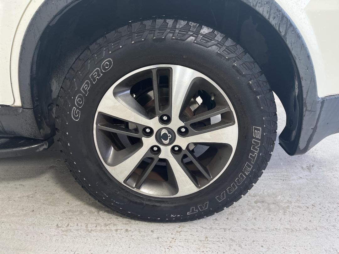 Photo '11' of Ssangyong Rexton