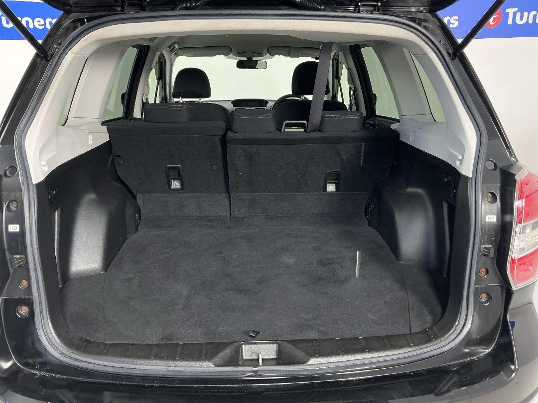 Photo '14' of Subaru Forester Photo '14' of Subaru Forester