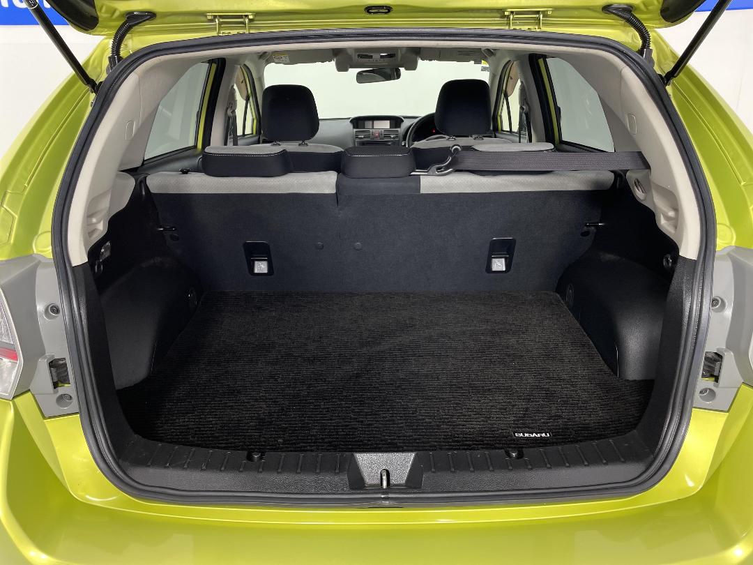 Photo '14' of Subaru Impreza Photo '14' of Subaru Impreza