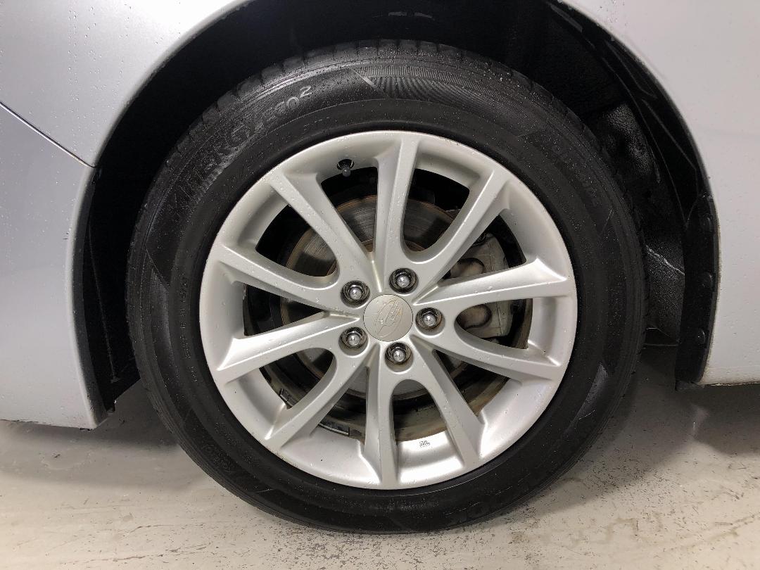 Photo '10' of Subaru Impreza Photo '10' of Subaru Impreza