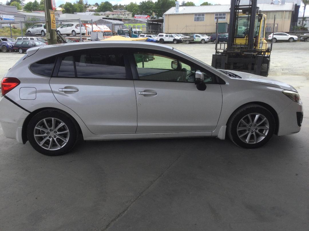 Photo '8' of Subaru Impreza Photo '8' of Subaru Impreza