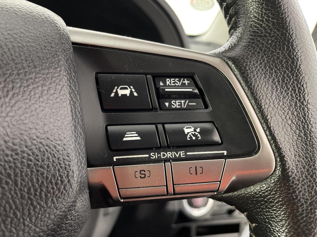 Photo '24' of Subaru Impreza Photo '24' of Subaru Impreza