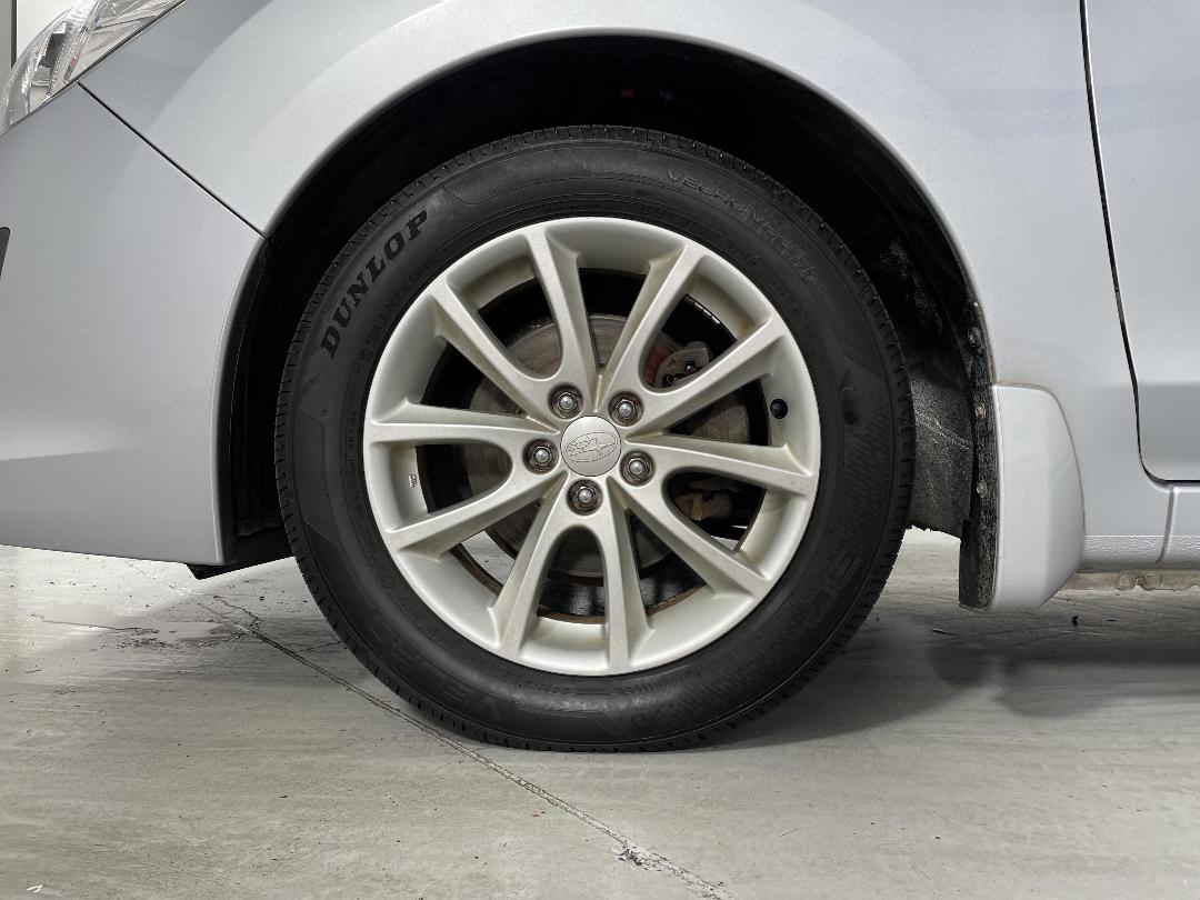 Photo '10' of Subaru Impreza Photo '10' of Subaru Impreza