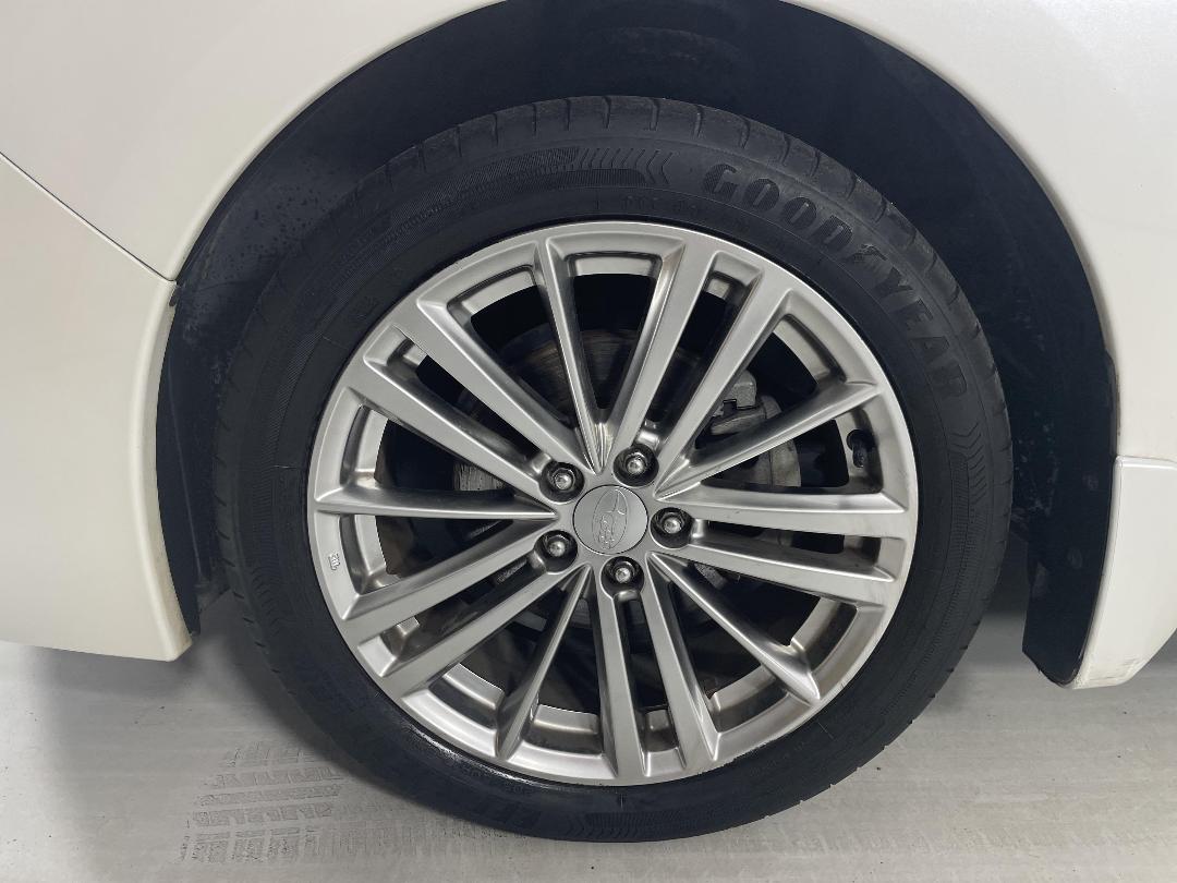 Photo '10' of Subaru Impreza