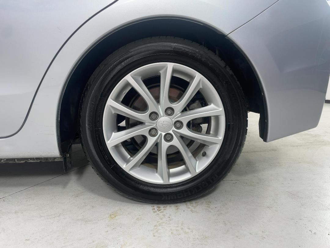 Photo '11' of Subaru Impreza