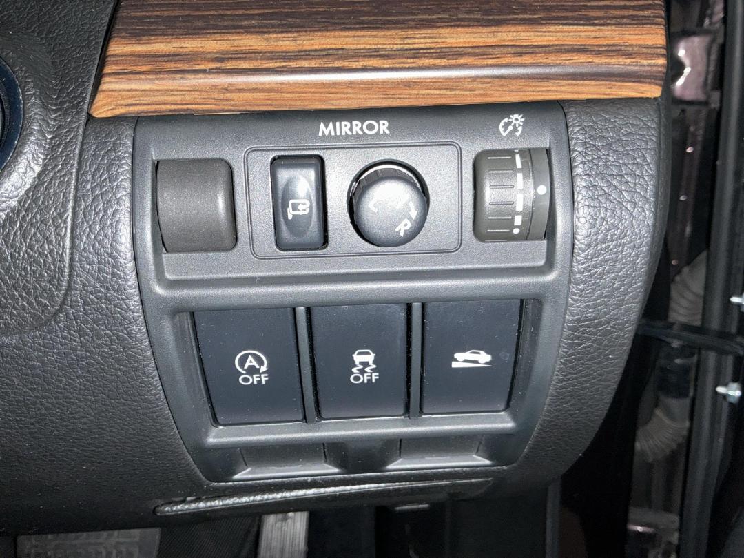 Photo '25' of Subaru Legacy Photo '25' of Subaru Legacy