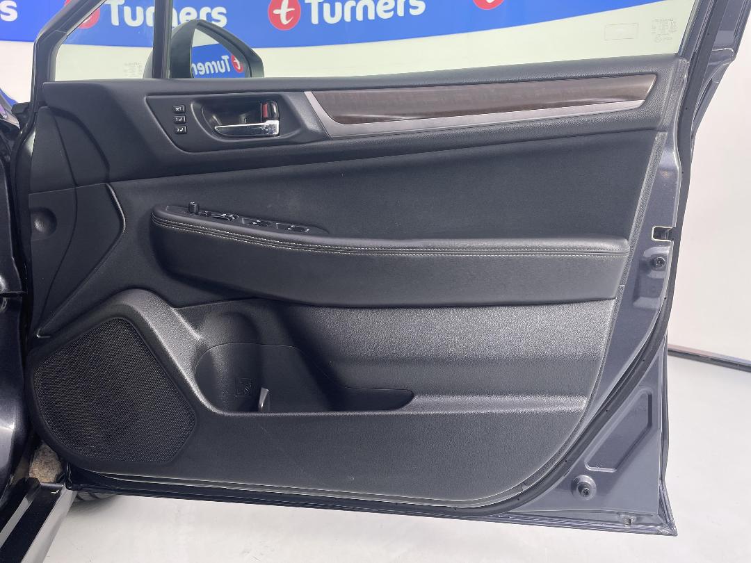 Photo '15' of Subaru Legacy Photo '15' of Subaru Legacy